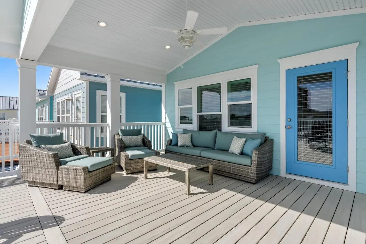 Spectacular 3Br 4Ba W/ Private Pool, 2 Min Walk To Beach - Sleeps 15! Panama City Beach 0*,  United States