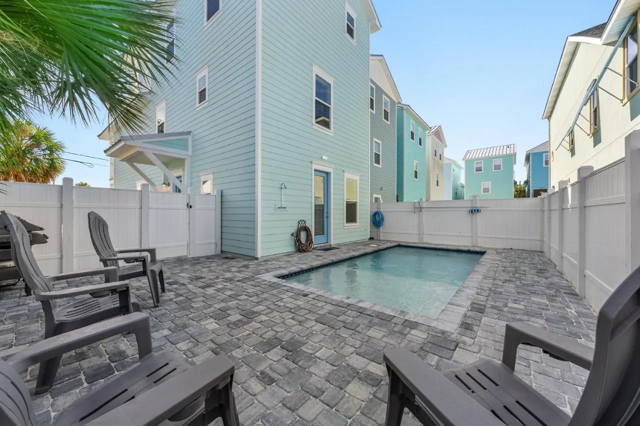 Spectacular 3Br 4Ba W/ Private Pool, 2 Min Walk To Beach - Sleeps 15! Panama City Beach United States