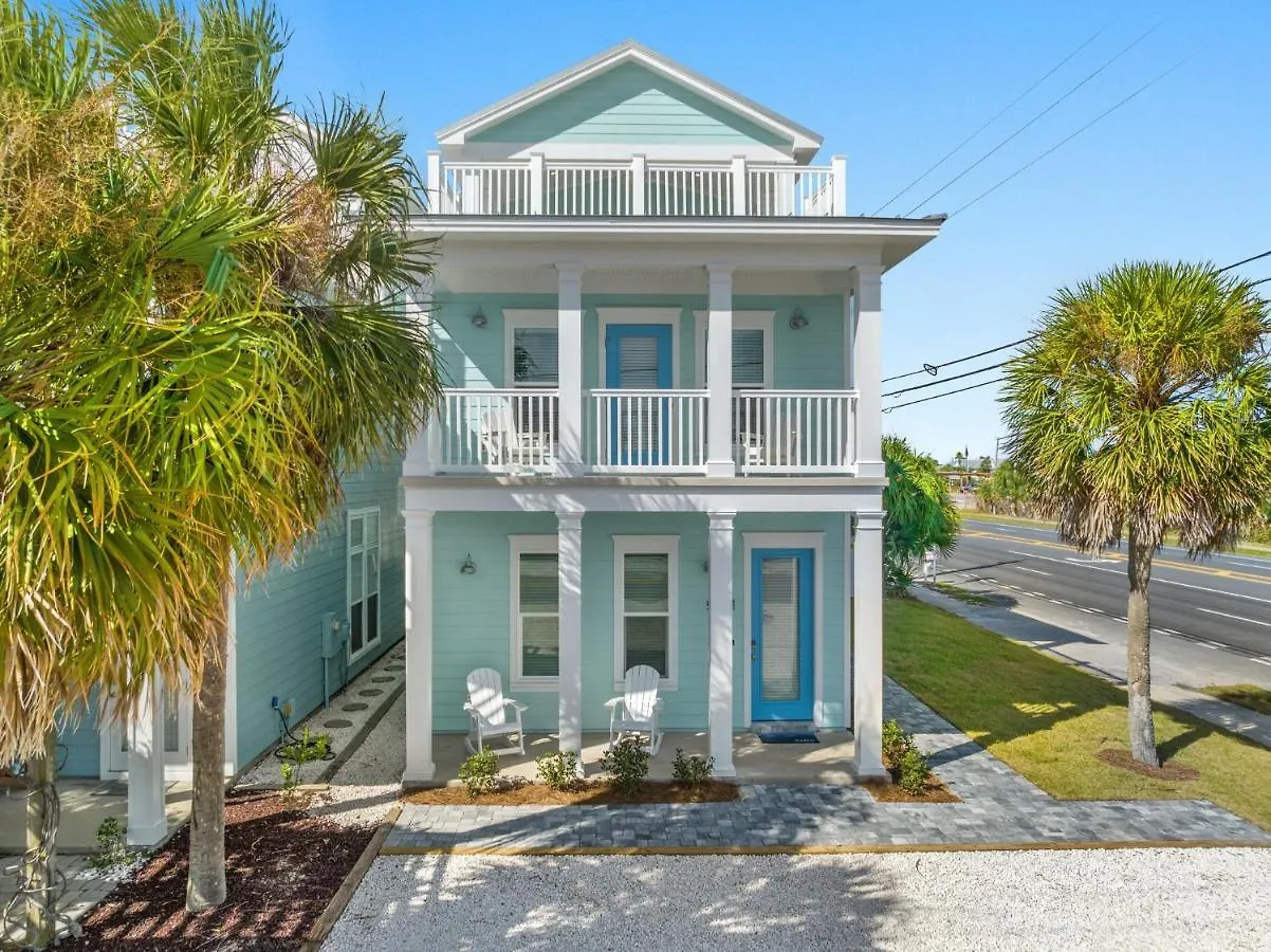 Spectacular 3Br 4Ba W/ Private Pool, 2 Min Walk To Beach - Sleeps 15! Panama City Beach Holiday home