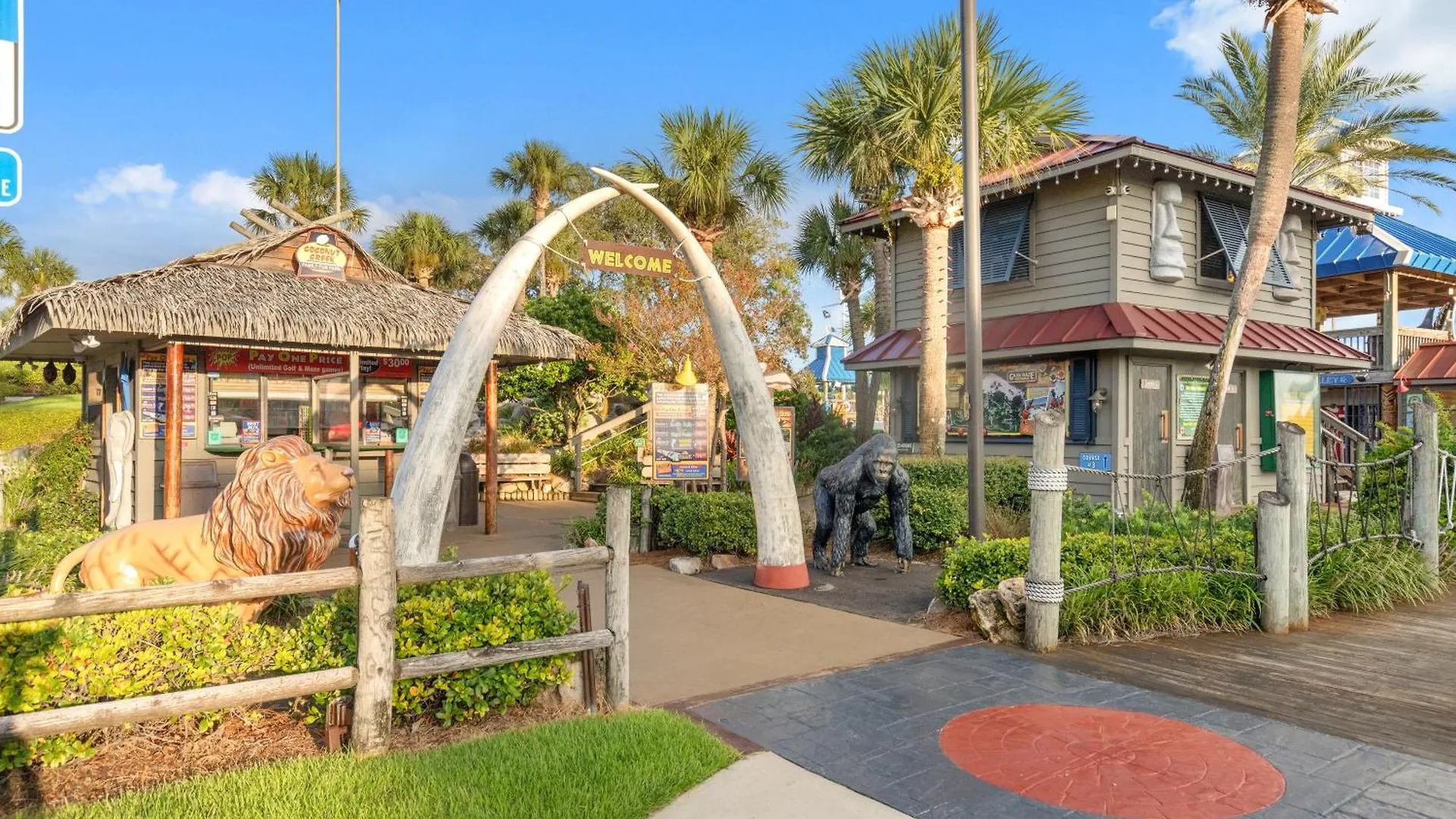 Holiday home Spectacular 3Br 4Ba W/ Private Pool, 2 Min Walk To Beach - Sleeps 15! Panama City Beach